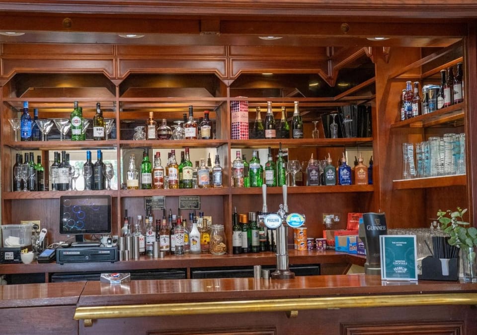 Lounge or bar