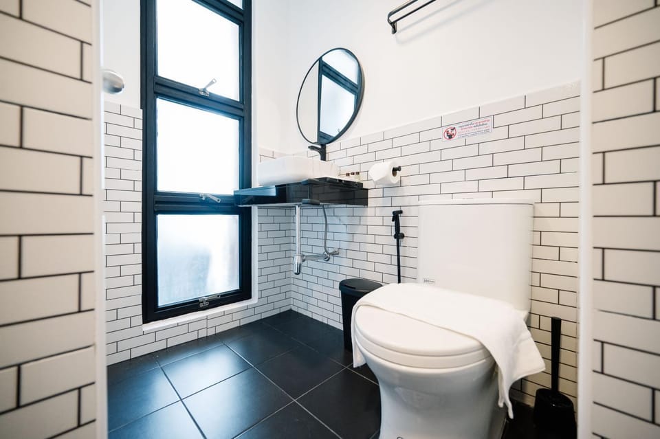 Toilet, Bathroom