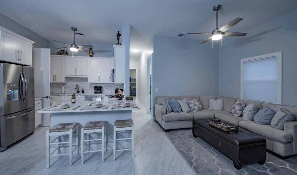 Margaritaville House in Naples Park