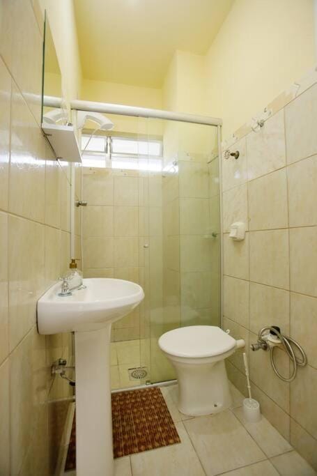 Estúdio na melhor rua do Centro Histórico, bem localizado Apartment in Porto Alegre