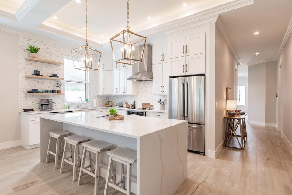 Beachy Dream House in Naples Park