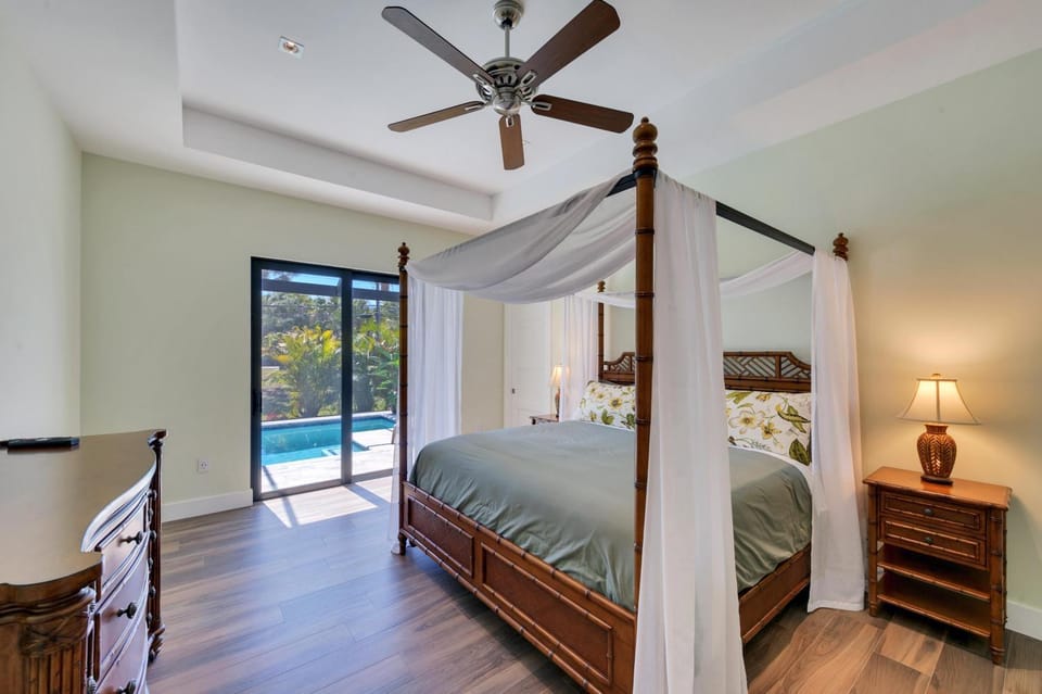 Casa Azul House in Naples Park