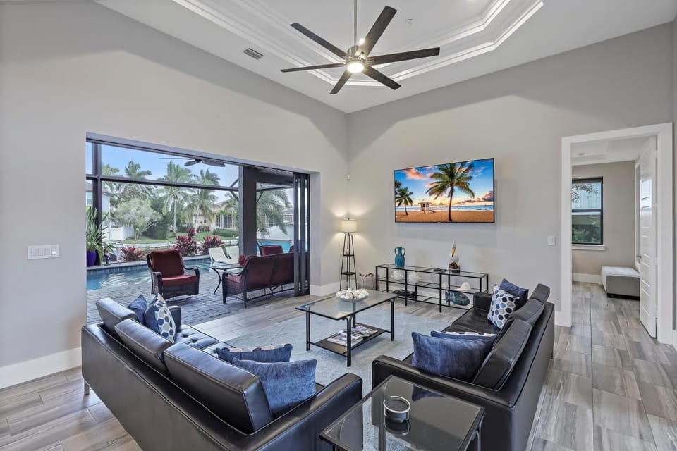 Custom built home in Tigertail with pool/spa/kayaks House in Marco Island