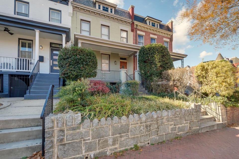 DC Apartment: 2 Mi to National Mall! Apartment in District of Columbia