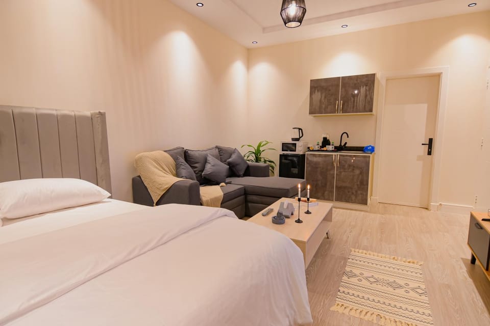 استديو فندقي وأنيق بمدخل ذاتي بجانب البوليفارد Apartment in Riyadh