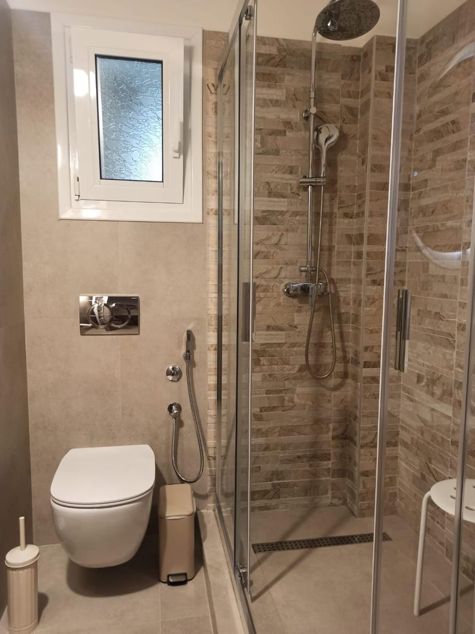 Shower, Toilet, Bathroom