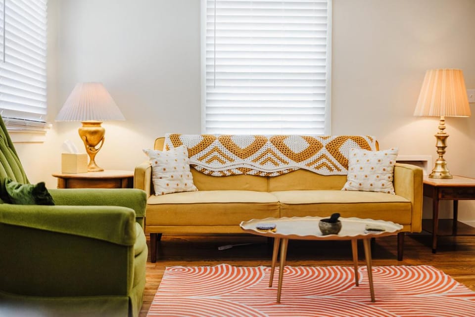 The Stardust Cottage Near Downtown Klamath Falls House in Klamath Falls