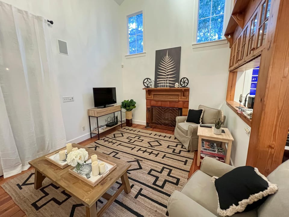 Cabana Madrid - Port Royal Luxury Rental Close Proximity to Parris Island and The Sands Beach House in Port Royal