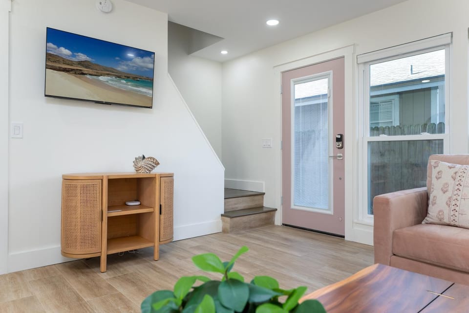Be A Nomad 2 br Close to the Beach Apartment in Jacksonville Beach