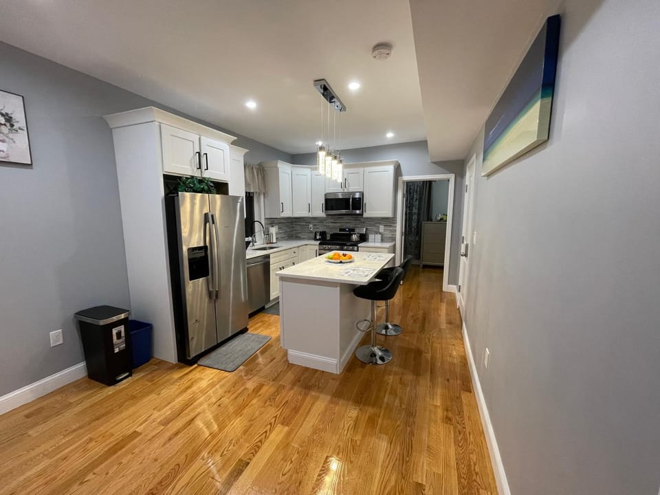 Boston Luxury 3 bedroom Private Condo Apartment in Boston
