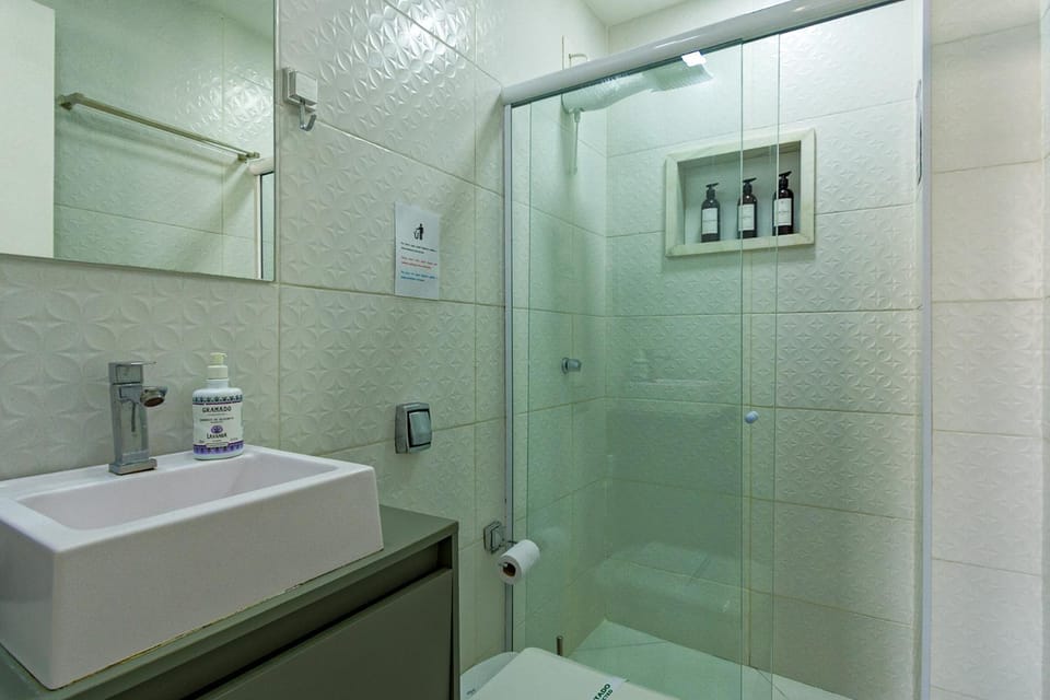Shower, Bathroom, Area and facilities