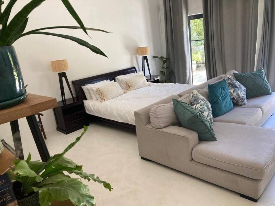 Morningside Studio apartment, load shedding proof Apartment in Cape Town