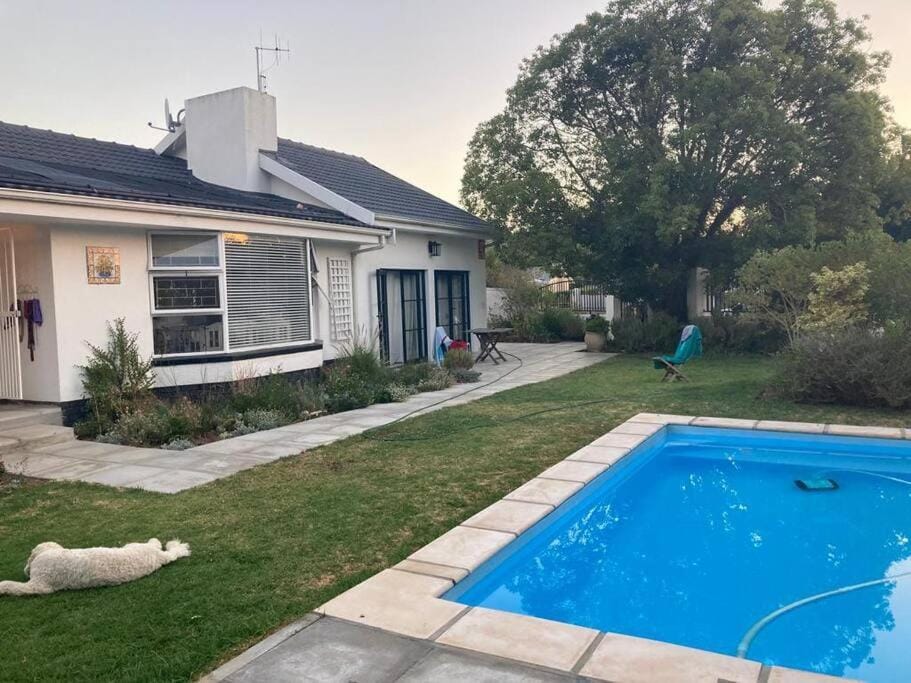 Morningside Studio apartment, load shedding proof Apartment in Cape Town