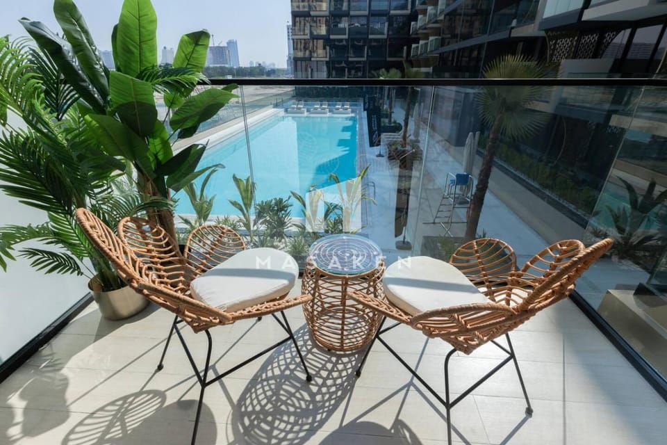 Stylish Jvc 1br Poolside Balcony & Free Parking Apartment in Dubai