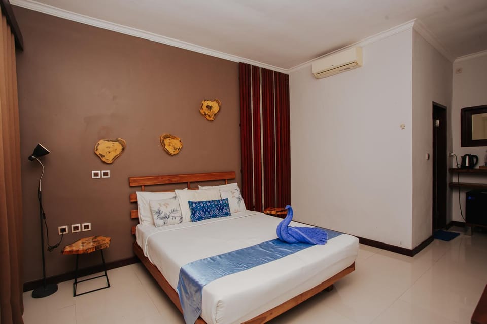 Medana Bay Marina Hotel in Pemenang