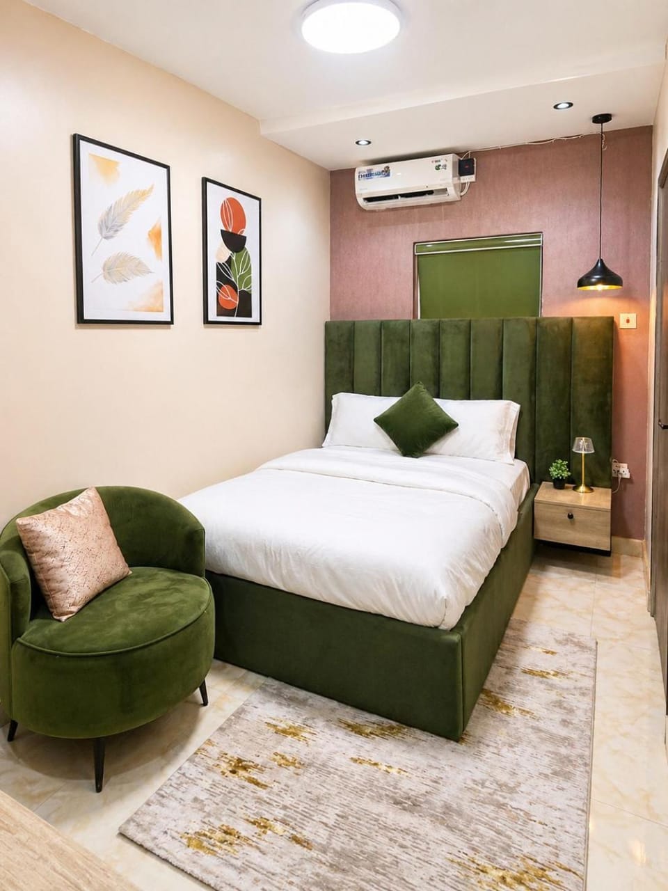 Happy Lodge Shortlets & Suites, Freedom Way, Lekki phase 1 Apartment in Lagos, Nigeria
