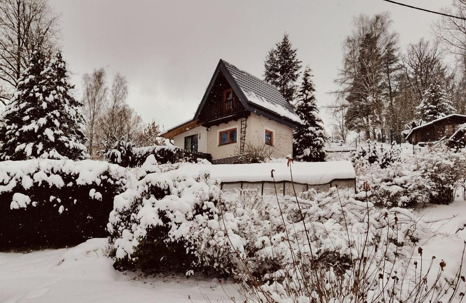 Chata se zahradou v Liberci House in Lower Silesian Voivodeship