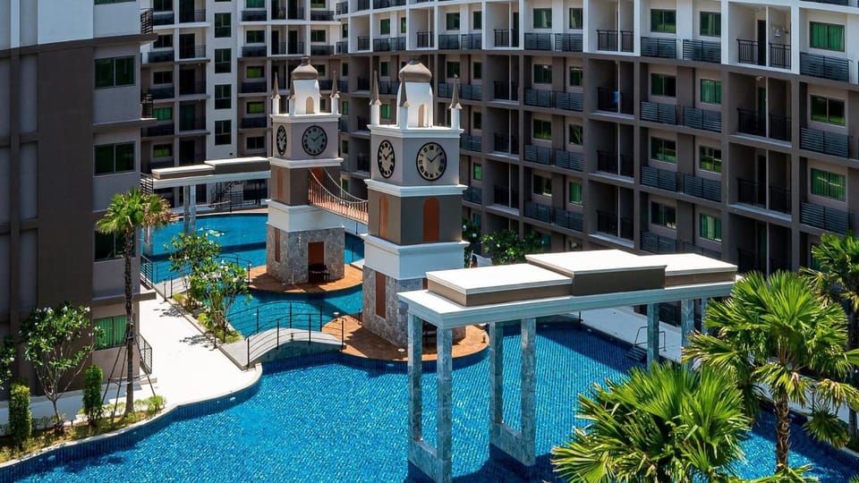 Arcadia Beach Continental with Washing Machine Apartment in Pattaya City