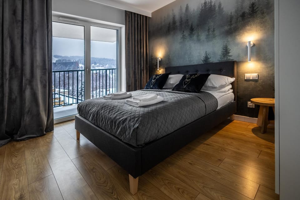 Bed, View (from property/room), Balcony/Terrace, Bedroom, towels