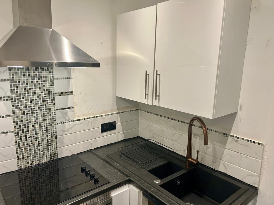 Luxury studio apartment, Beckenham Bed and Breakfast in Beckenham