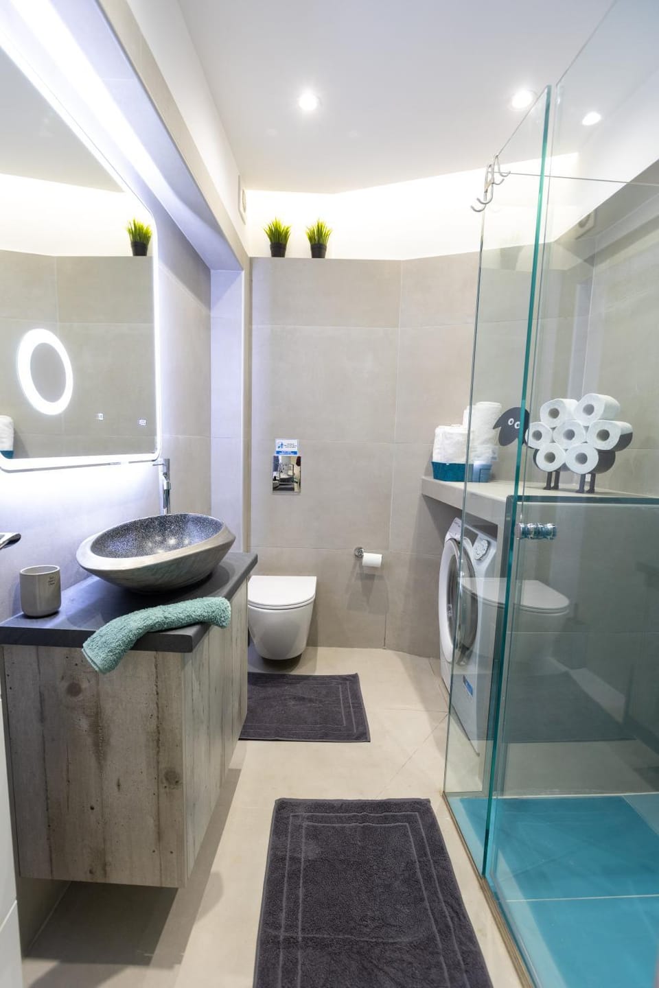 Shower, Toilet, Bathroom, Bath, towels