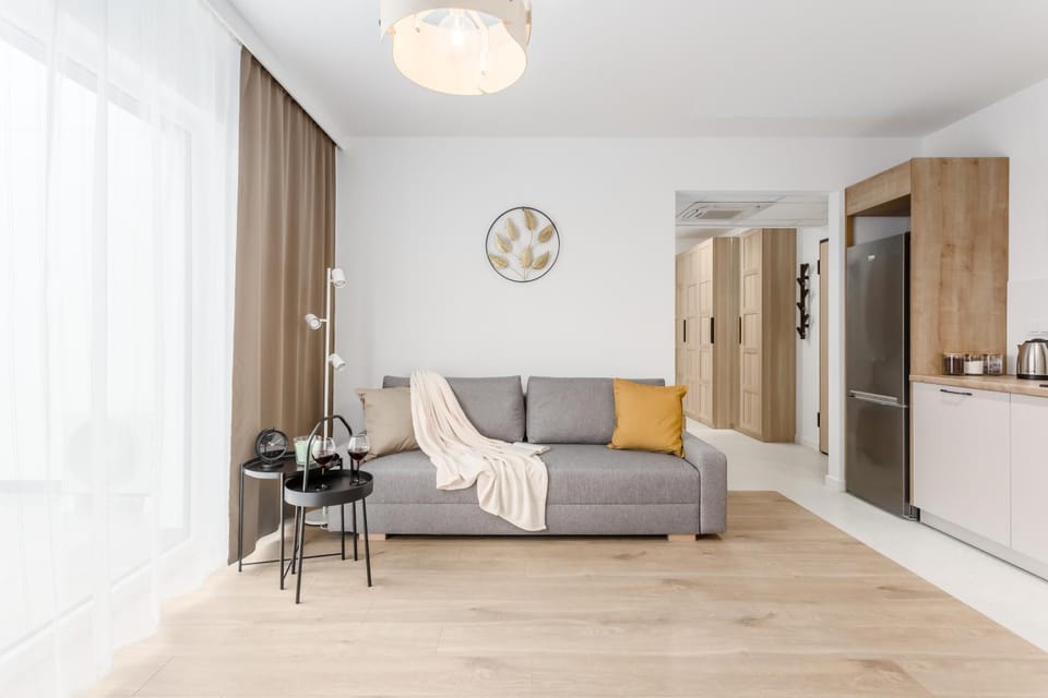 Kitchen or kitchenette, Living room, Seating area