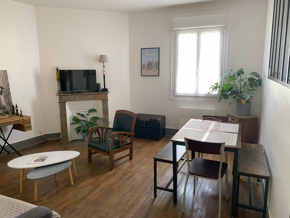 Communal lounge/ TV room, TV and multimedia, Living room, Seating area