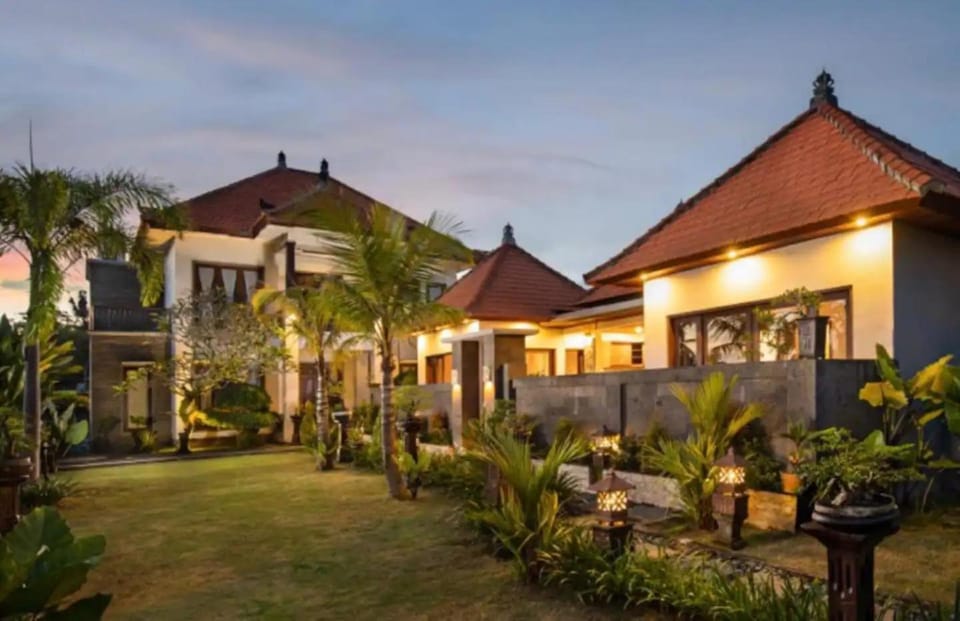 Property building, Garden