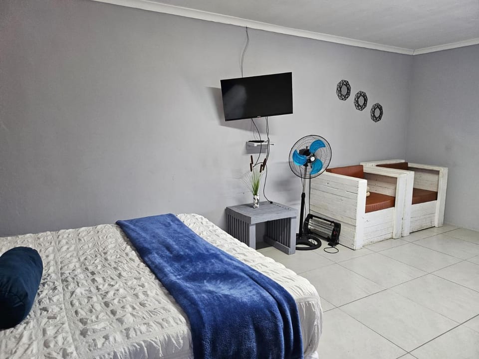 Zufike Family Home Bed and Breakfast in Port Elizabeth