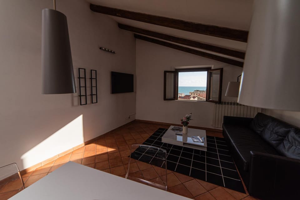 TV and multimedia, Living room, kitchen