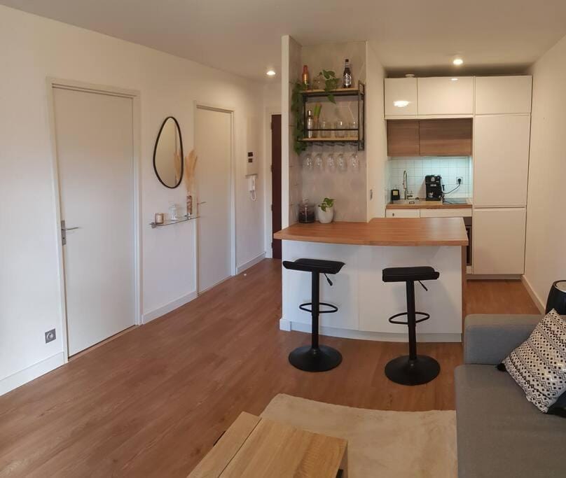 Résidence avec Parking et piscine - Proche airport Apartment in Toulouse
