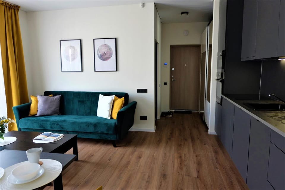 Kitchen or kitchenette, Living room, Seating area