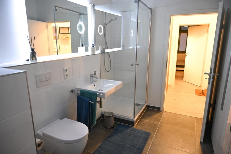 Shower, Toilet, Bathroom