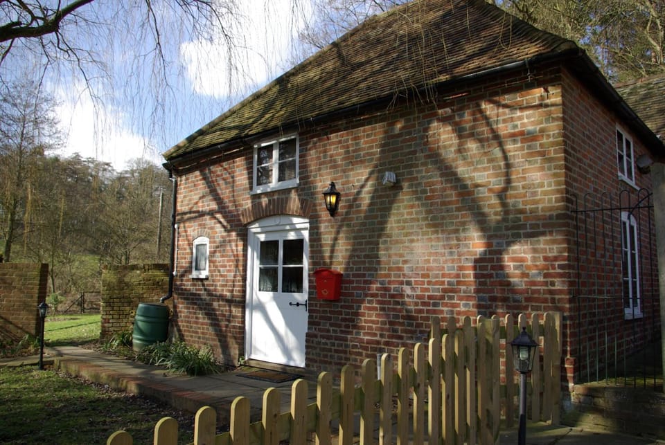 Leeds Castle Holiday Cottages House in Borough of Swale