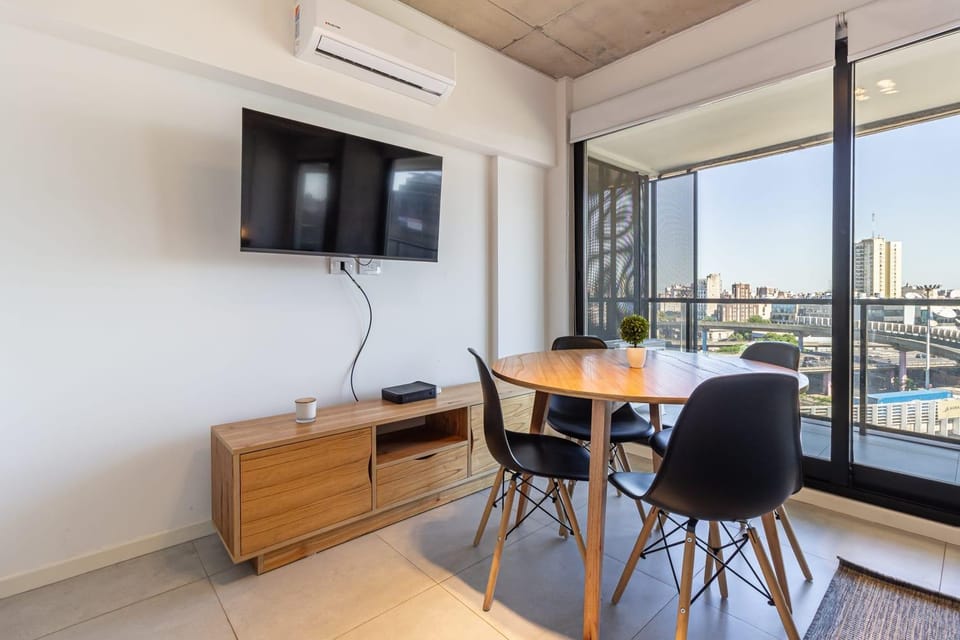 TV and multimedia, Dining area