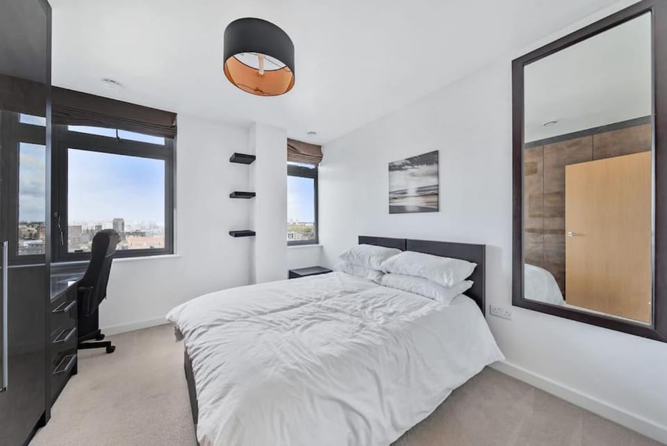 Bed, Photo of the whole room, Bedroom, wardrobe