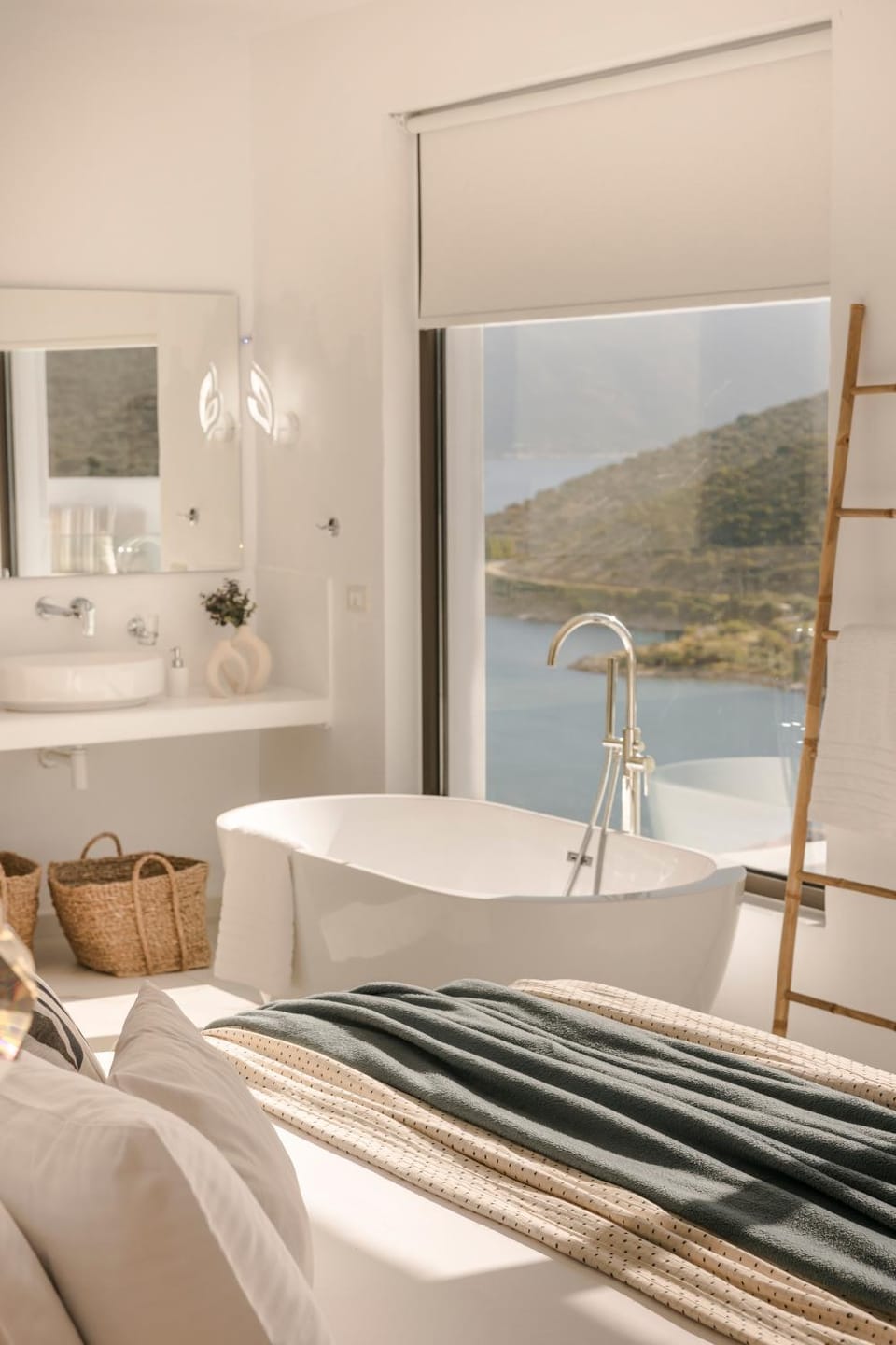 Natural landscape, Bathroom, Mountain view, Bath