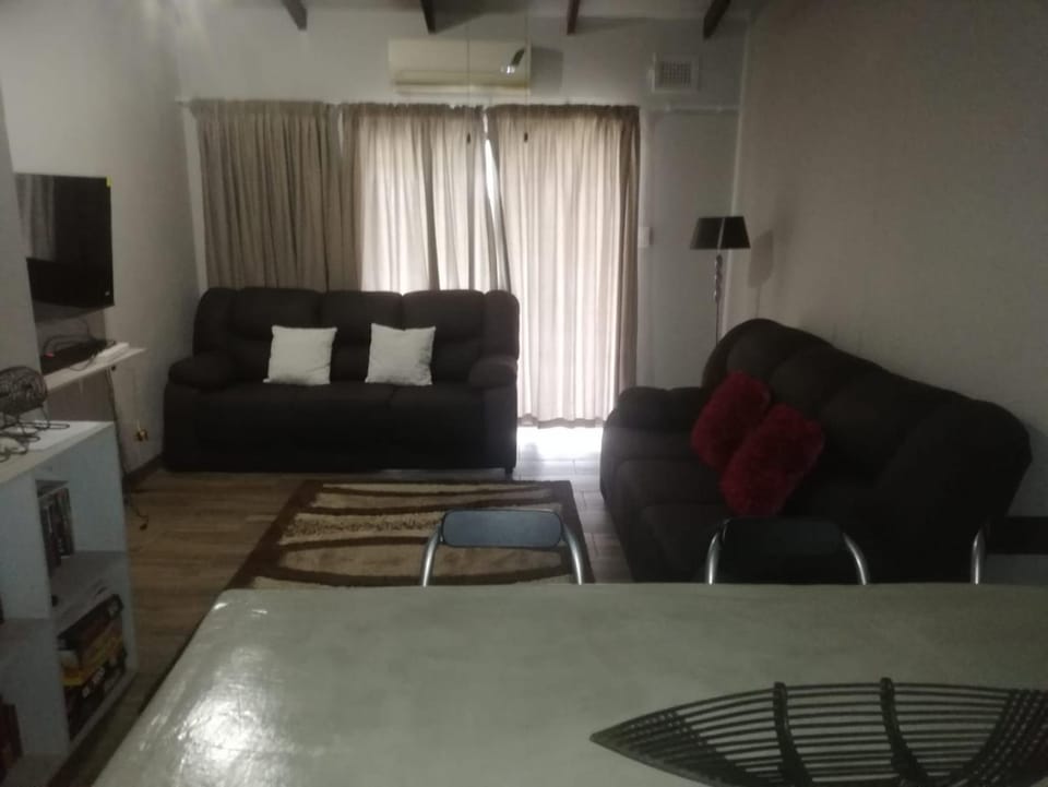 House Shalom Apartment in Margate