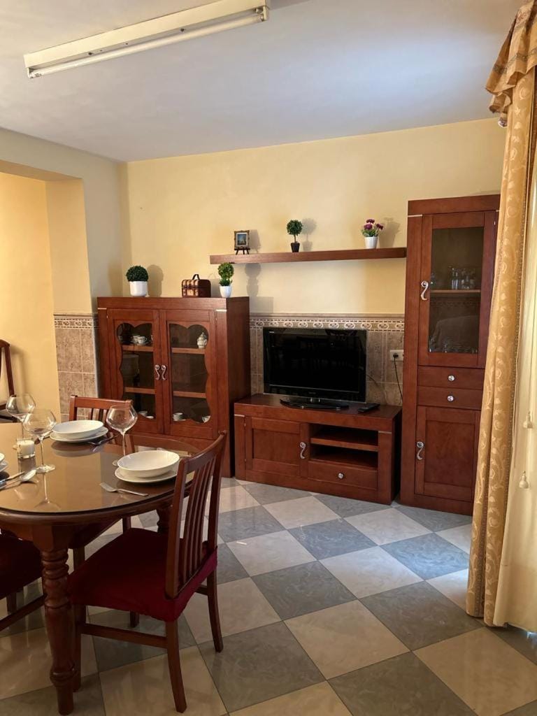 TV and multimedia, Dining area