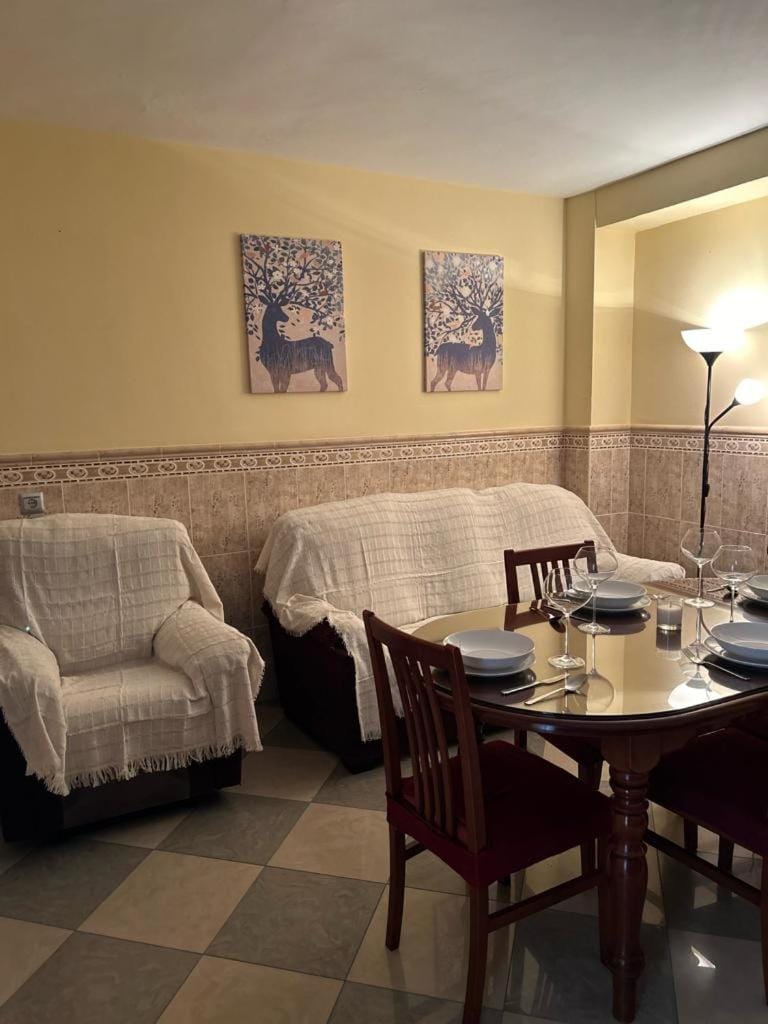 Living room, Dining area