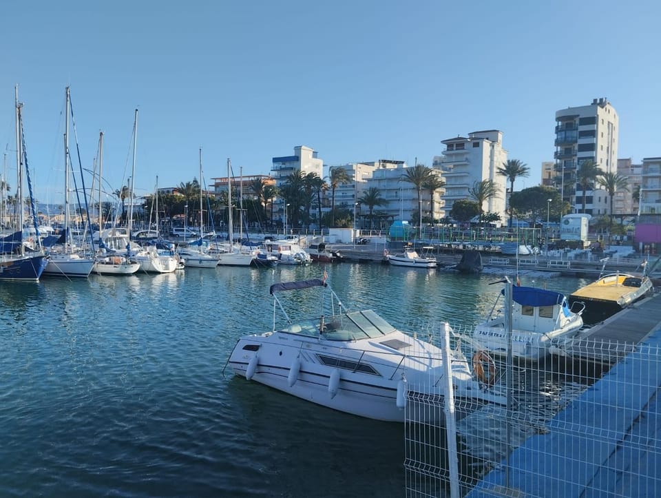 Baleares III Apartamento a 100 metros de la arena Apartment in Safor