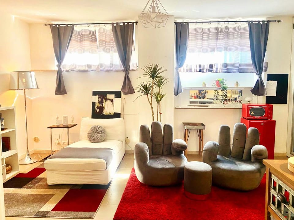Living room, Seating area, microwave