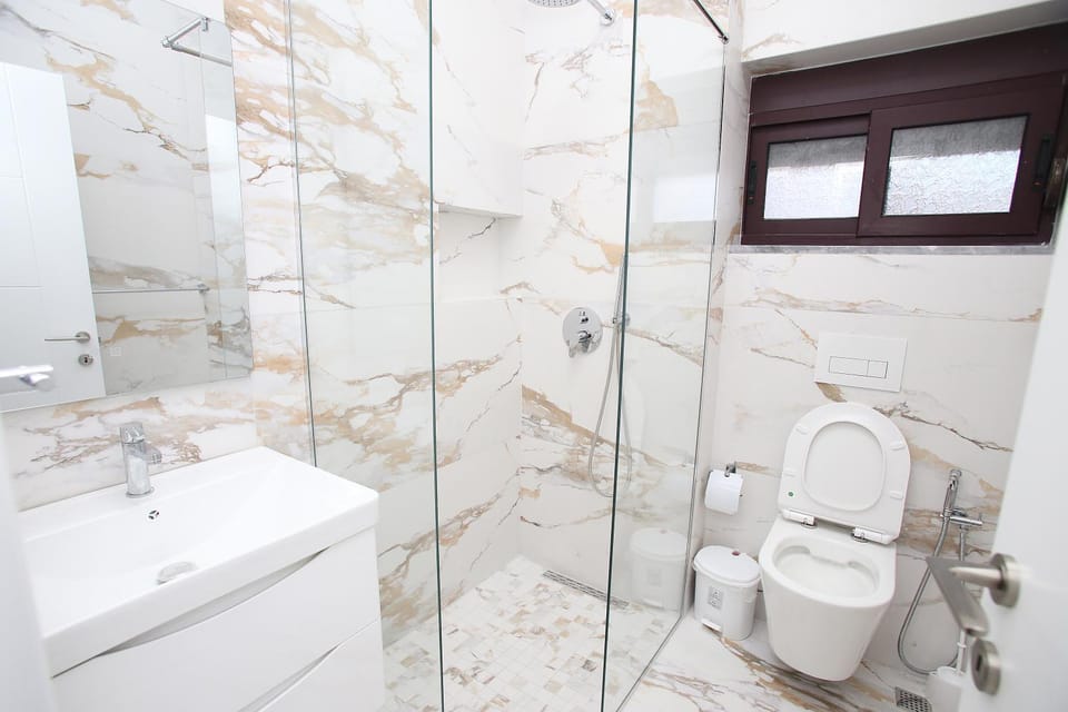 Shower, Toilet, Bathroom, bidet
