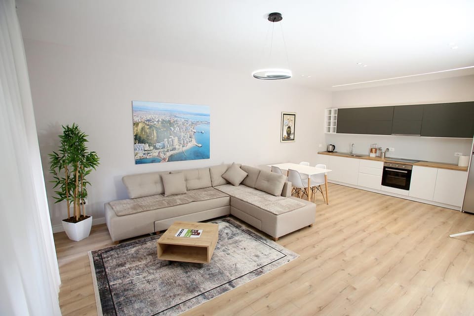 Living room, Seating area, Dining area, Dinner, Dinner