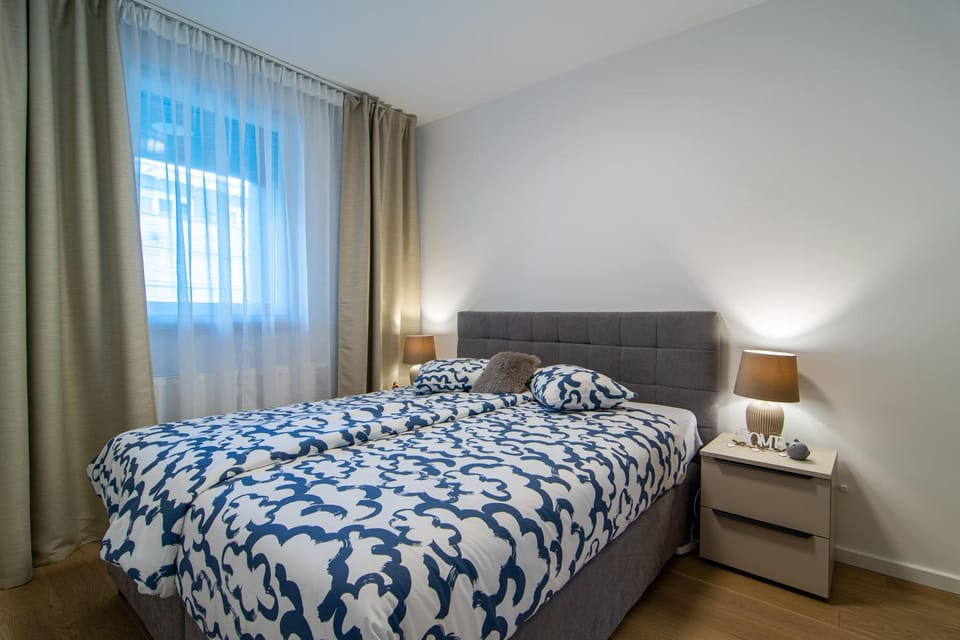 Bed, Photo of the whole room, Bedroom, heating, internet