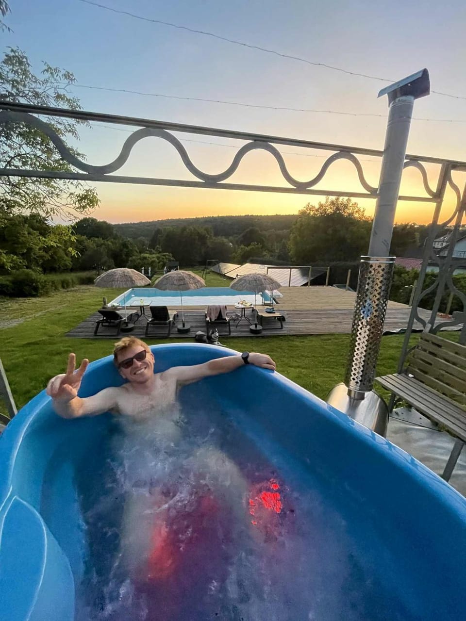 People, Natural landscape, Hot Tub, Pool view, Swimming pool, Sunset, group of guests