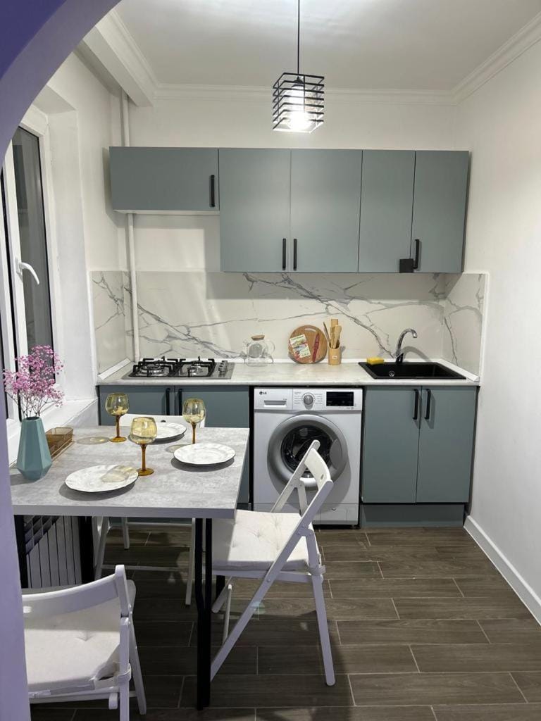 3-room apartment near Mega Park and Arbat Apartment in Almaty