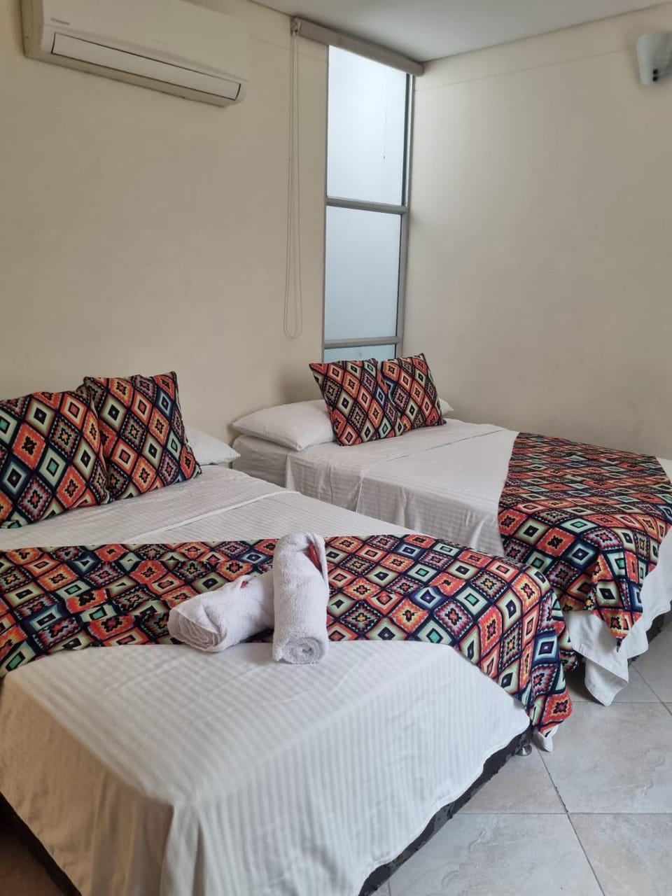 Bathroom, TV and multimedia, air conditioner