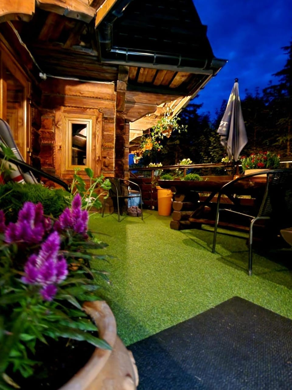 Patio, Garden, Balcony/Terrace