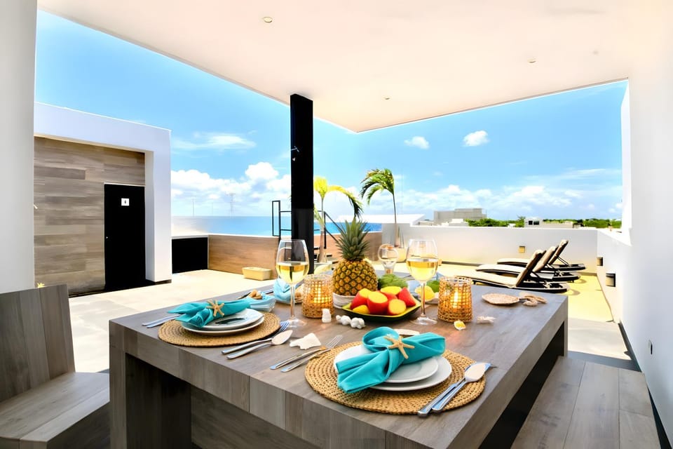Patio, Dining area